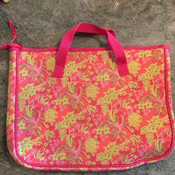 NEW Lilly Pulitzer Laptop Tote - Picture 2 of 4